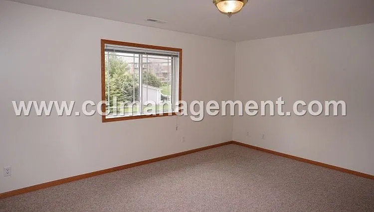 2 bed, 1178 sqft, $1,725 — Photo 4