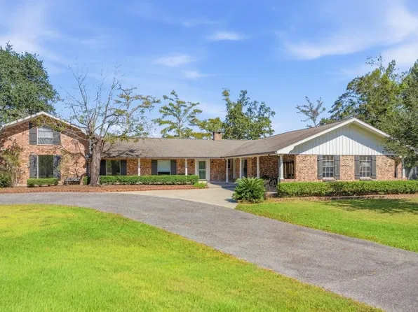 1024 Hollis Rd, Westlake, LA 70669