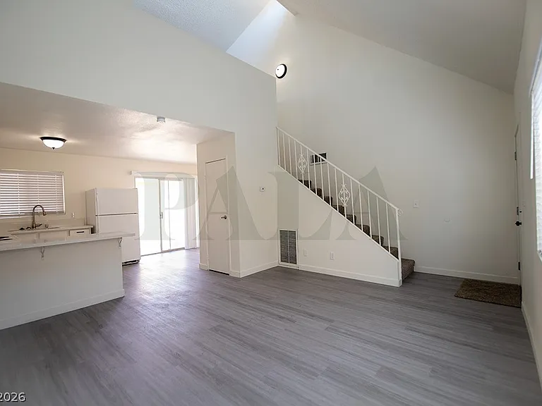 5196 Gray Ln #D — Photo 7