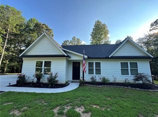 372 Rock Chimney Ln, Dahlonega, GA 30533