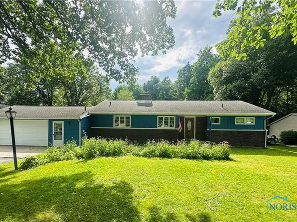 714 Westwood Dr, Defiance, OH 43512