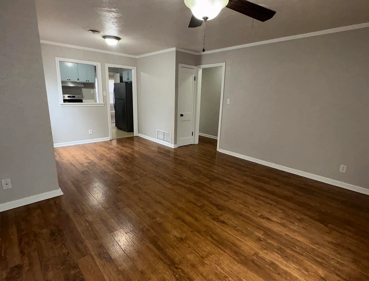 3 bed, 2.0 bath, 1231 sqft, $1,250 — Photo 4