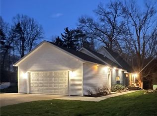126 Spruce Dr NW, North Canton, OH 44720