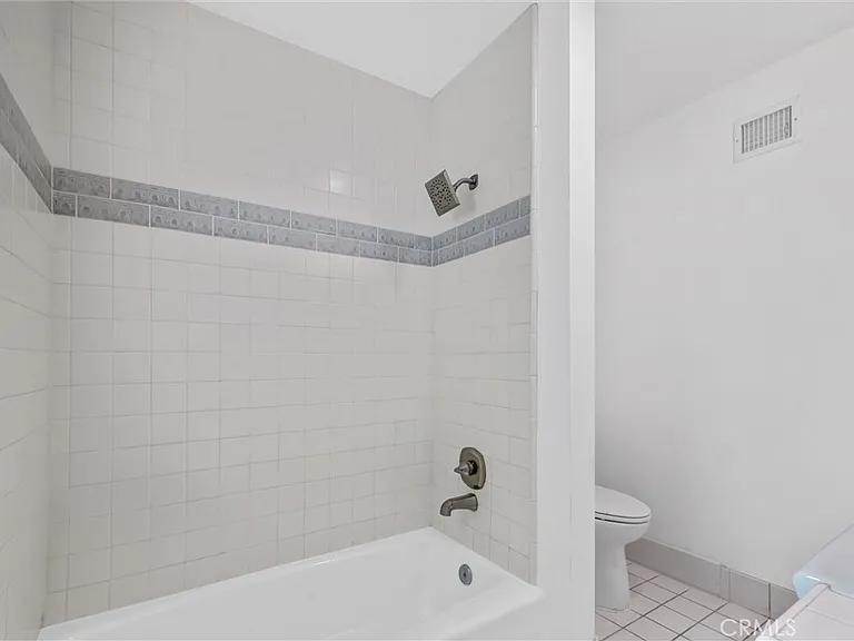 1801 Buckingham Rd — Photo 40