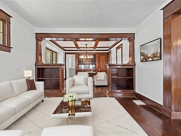 5th image of 4121 Montgall Ave