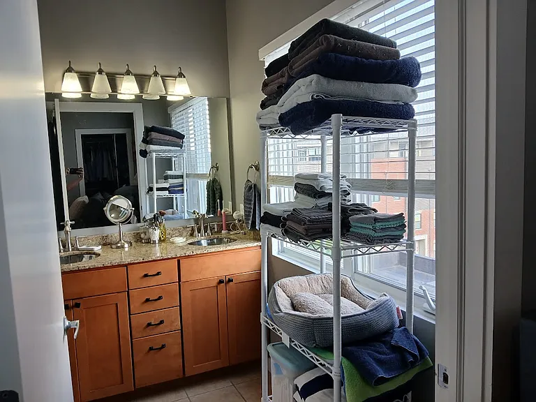 721 E North St #4C — Photo 31