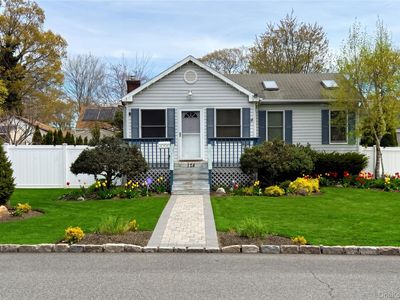 174 Trouville Road, Copiague, NY, 11726