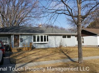 2302 9 1/2 St N, Fargo, ND 58102