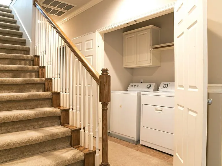 1507 Shady Villa Manner — Photo 11