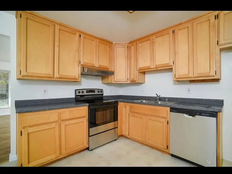 3812 El Camino Ave #3812 — Photo 5