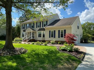 2208 Russet Leaf Ln, Virginia Beach, VA 23456