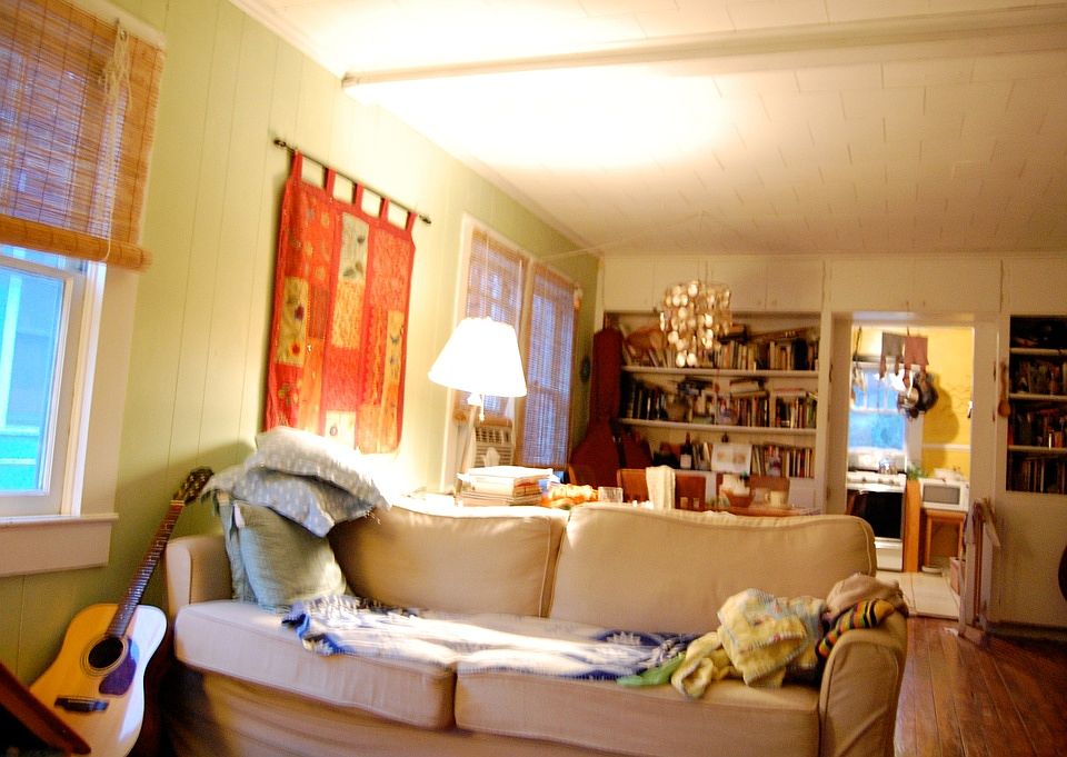 2nd image of 315 Madison St