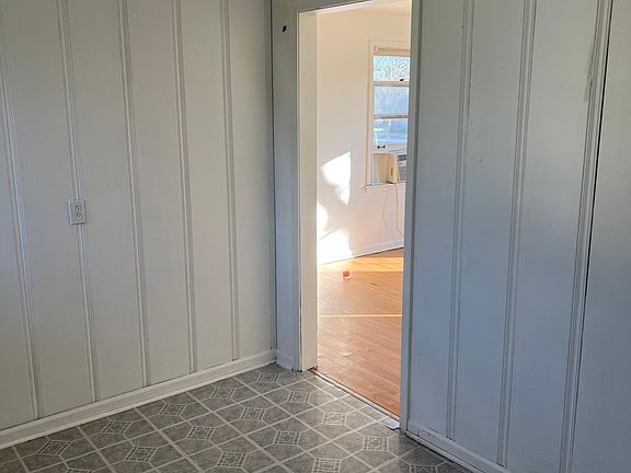 5th image of 3802 W Hamilton Rd