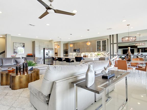 Open floorplan for great parties