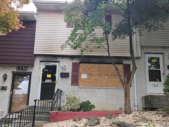 1332 Fairmont St, Whitehall, PA 18052