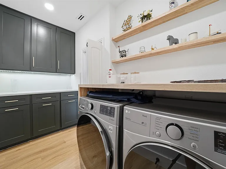 2229 Champions Corner Dr — Photo 34