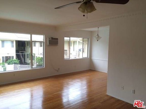 2nd image of 1308 Havenhurst Dr APT 22