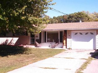 219 4th St, Hillsdale, IL 61257