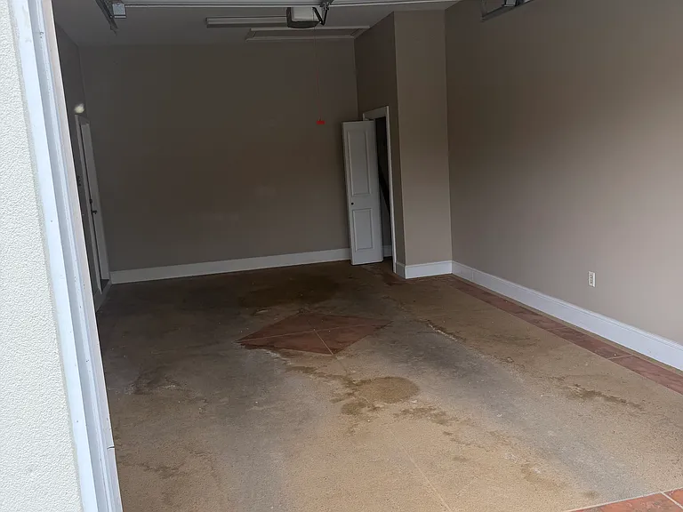 Villa Dr — Photo 5