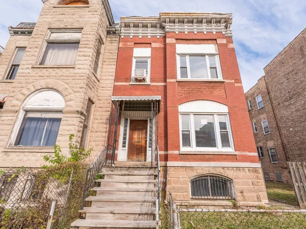 3218 W Warren Blvd, Chicago, IL 60624
