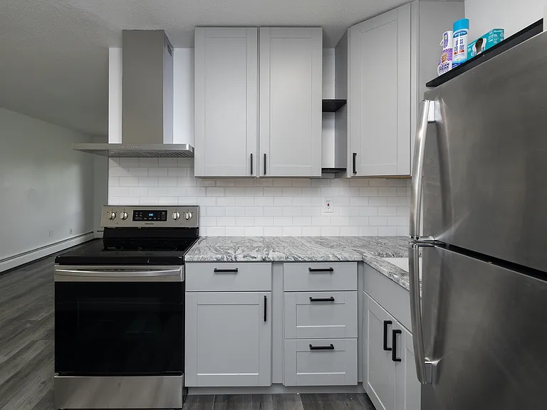14946 Chorley Ave W #3 — Photo 3