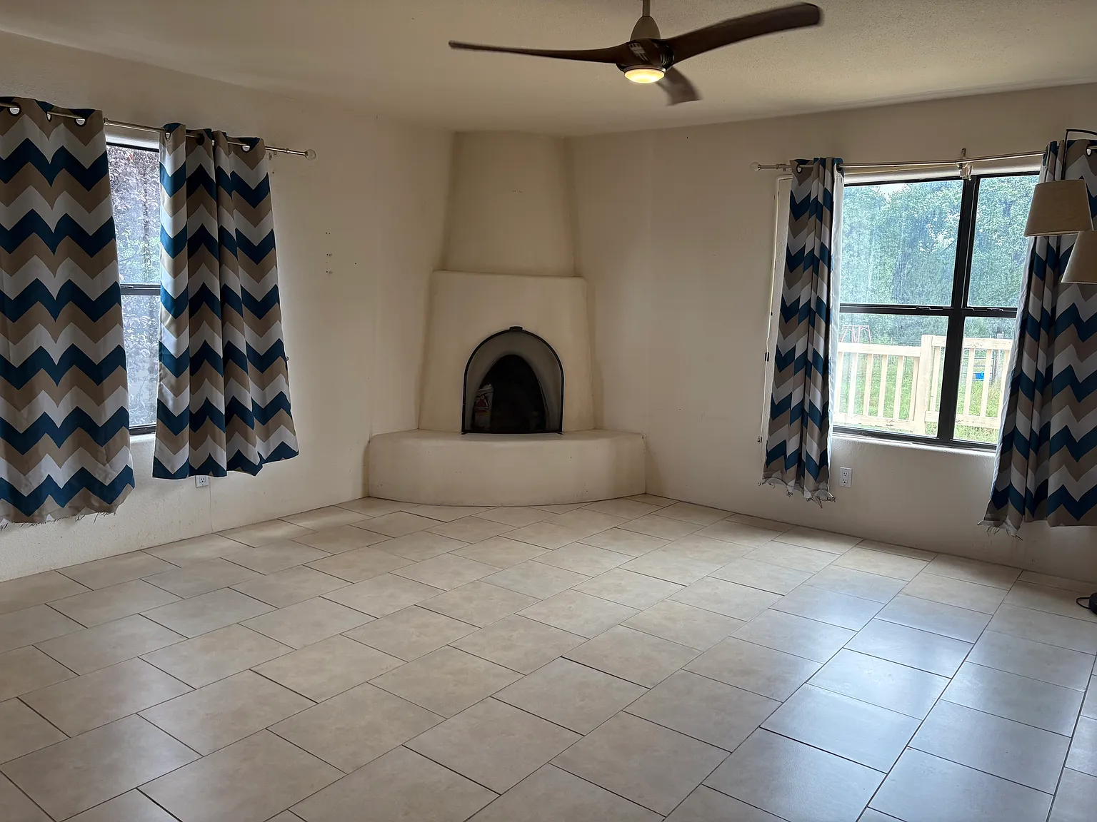 3 bed, 2300 sqft, $2,800 — Photo 4