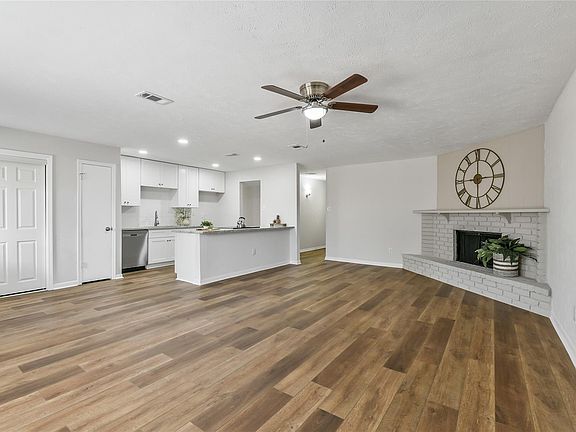 4th image of 4842 Porter Ridge Dr