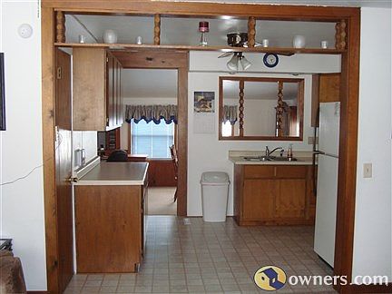 4th image of 1207 N Oakhill Ave