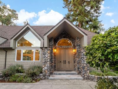 136 Finger Ave, Redwood City, CA, 94062