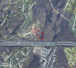 2nd image of 8 Tree Line Dr