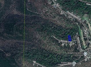 22 Serenity Ln, Holiday Island, AR 72631