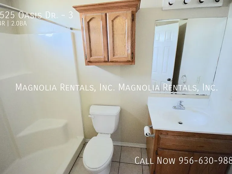 1525 Oasis Dr #3 — Photo 9