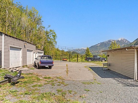 3rd image of 4495 Hirschman Rd
