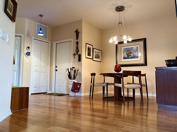 3rd image of 1345 Charleston Square Dr APT 102