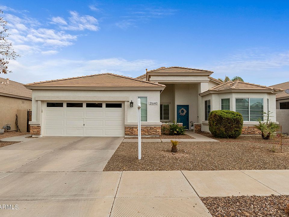 1st image of 21640 E CALLE DE FLORES --
