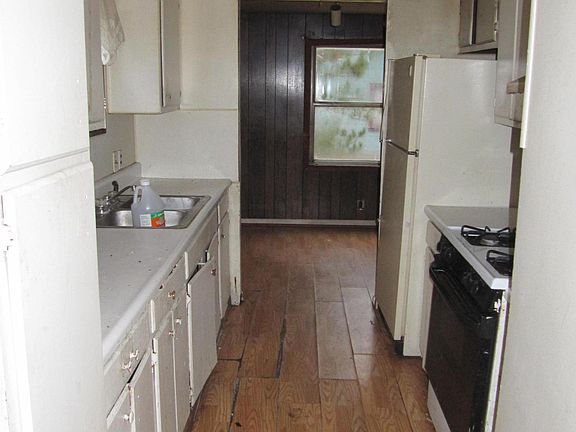 3rd image of 6846 E County Road 612