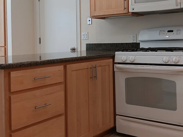 2024 Clydesdale Way — Photo 11