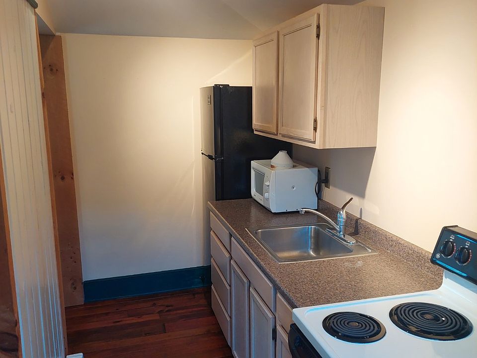 1st image of 65 Quarry Rd #C