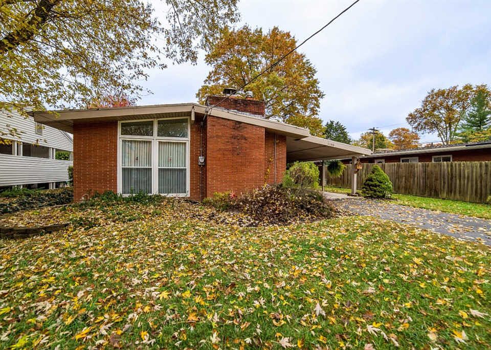 1st image of 1108 Rosetree Ln