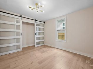 1102 Stiles Ave, Savannah, GA 31415