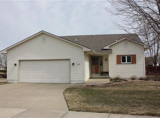 401 NW Bayberry Ct, Ankeny, IA 50023