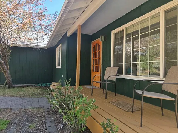 55453 Gross Dr, Bend, OR 97707