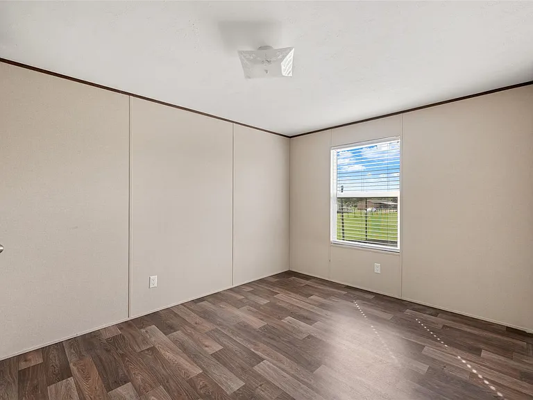 360 Shady Oaks #B — Photo 26
