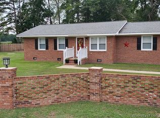 305 Garden St, Pembroke, NC 28372