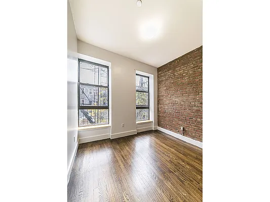 Rented by MNS | media 21