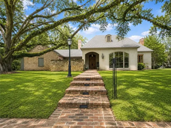 519 Hillcrest Dr, Alexandria, LA 71301