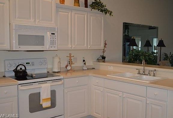 4th image of 10401 McArthur Palm Ln APT 2526