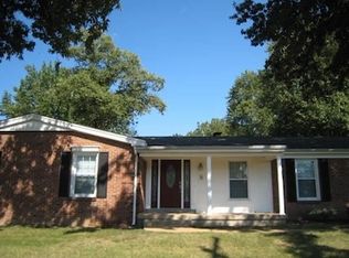 440 Graeser Rd, Saint Louis, MO 63141