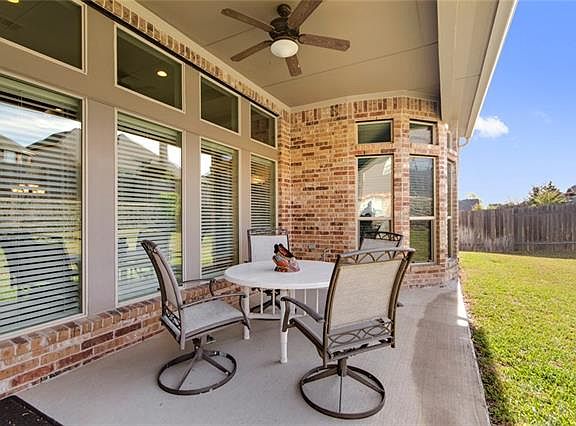 4th image of 4316 Woodledge Pl