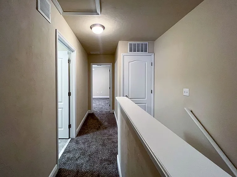 2972 SW 35th Pl #84 — Photo 22